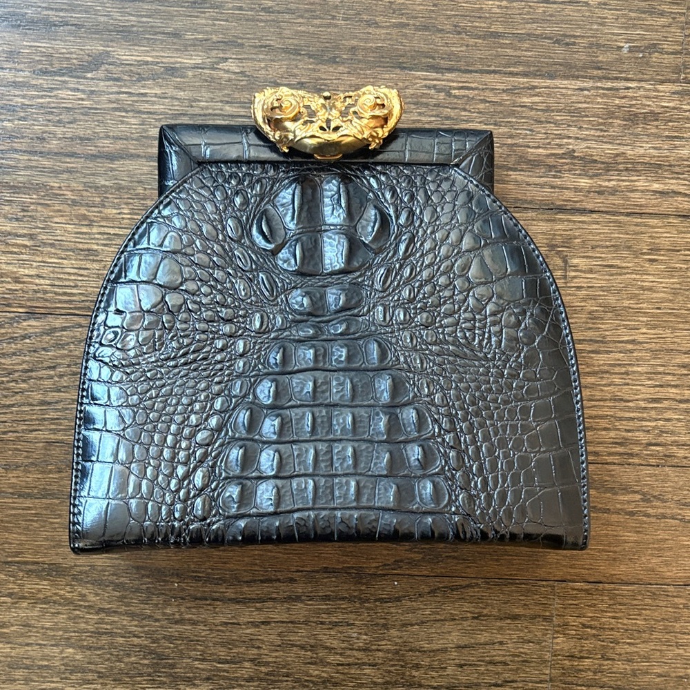 Like New Rare Vintage Glen Miller for Ann Turk Crocodile Clutch with Gold Latch